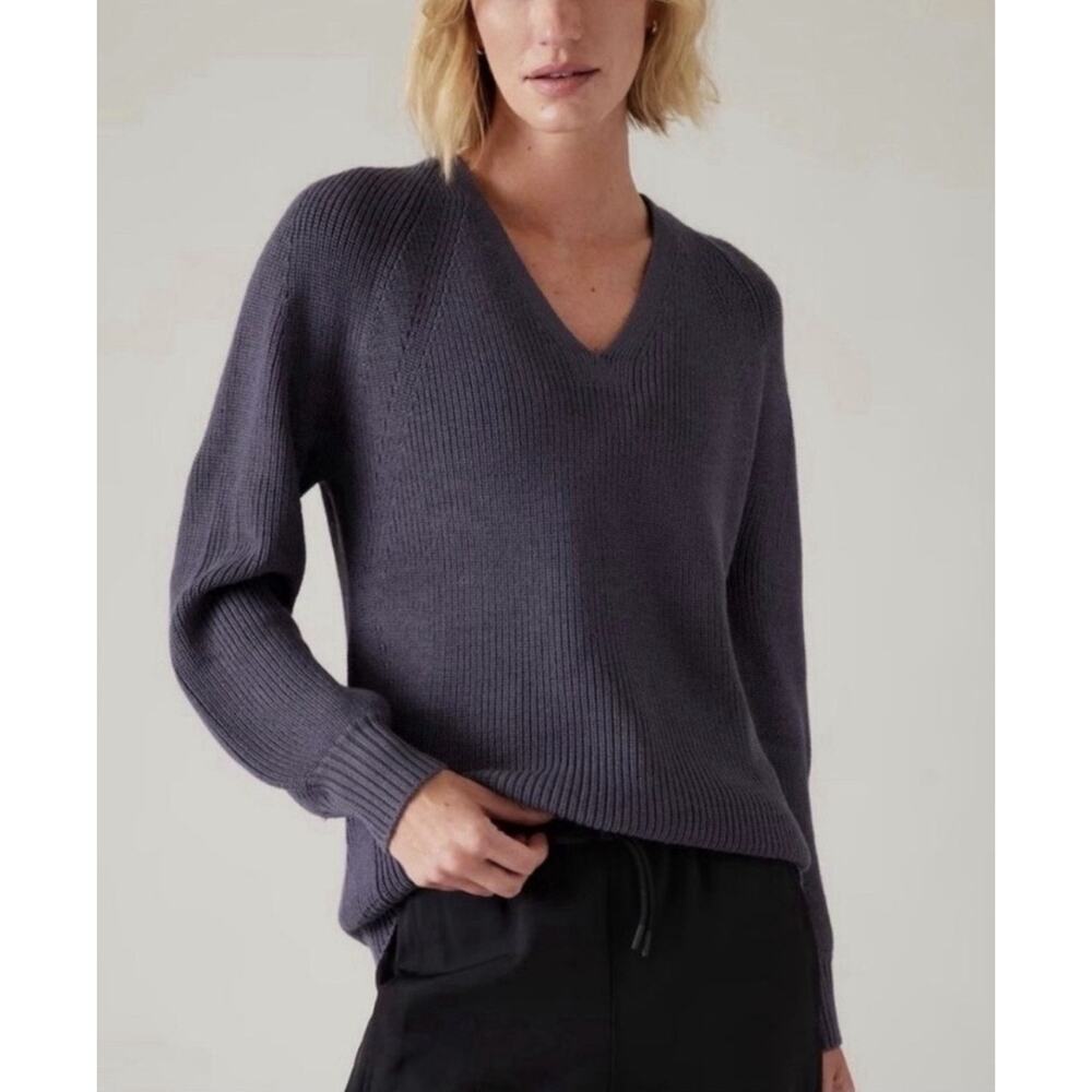 ATHLETA Hanover Refined V-Neck Sweater 882541 Purple Size Large
